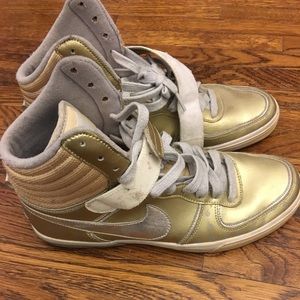 Nike gold with polka dots size 9.5